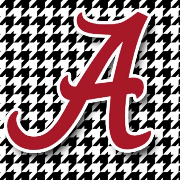 Meet your Poshers, 1Girleegirl and Sassi - Picture 3 of 3